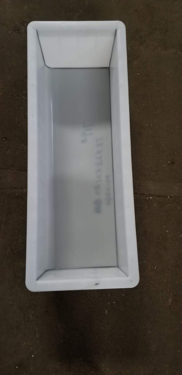 贵州混泥土模具-广西塑料模具