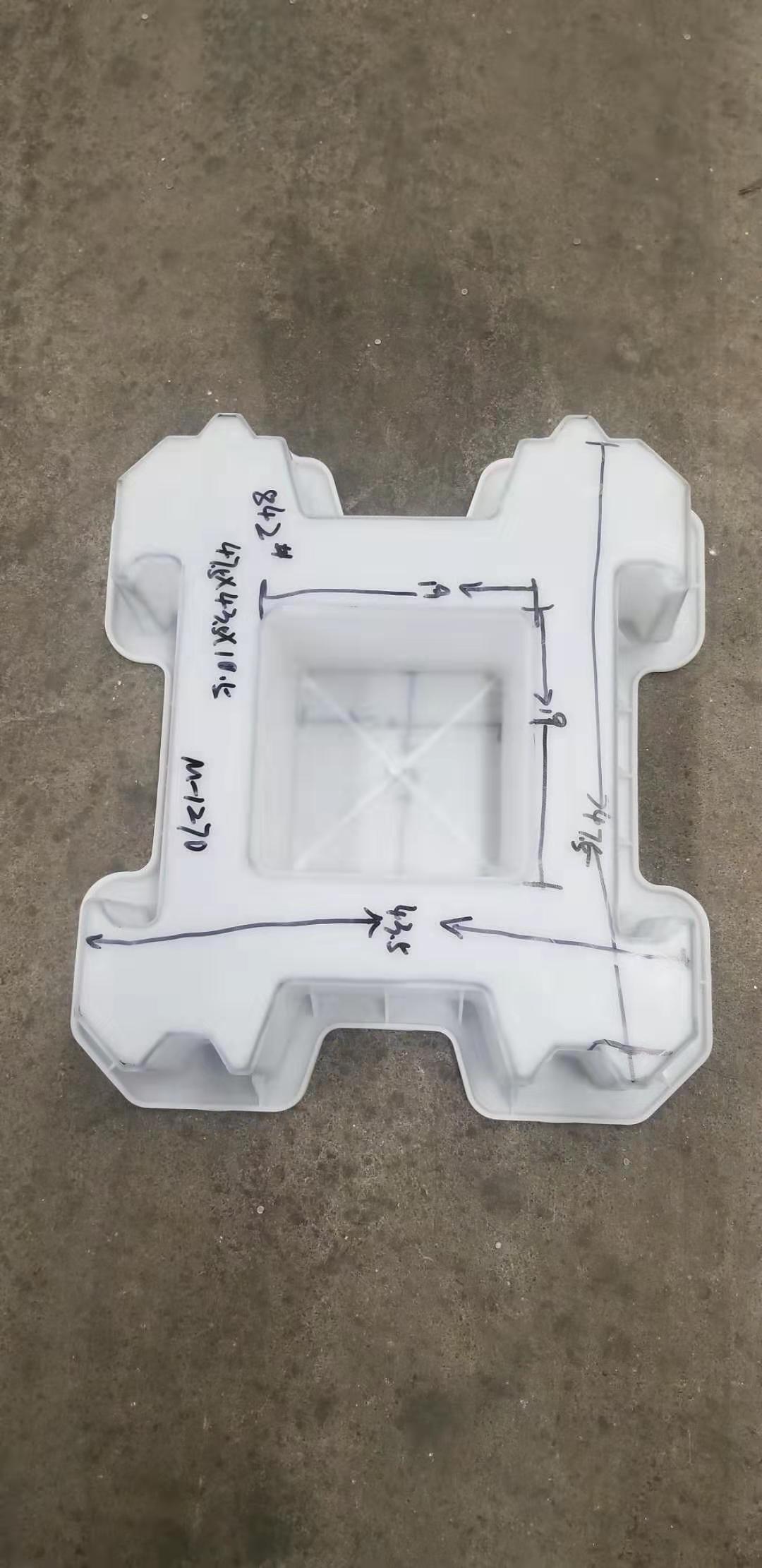 湖南植草砖塑料砖模具的应用